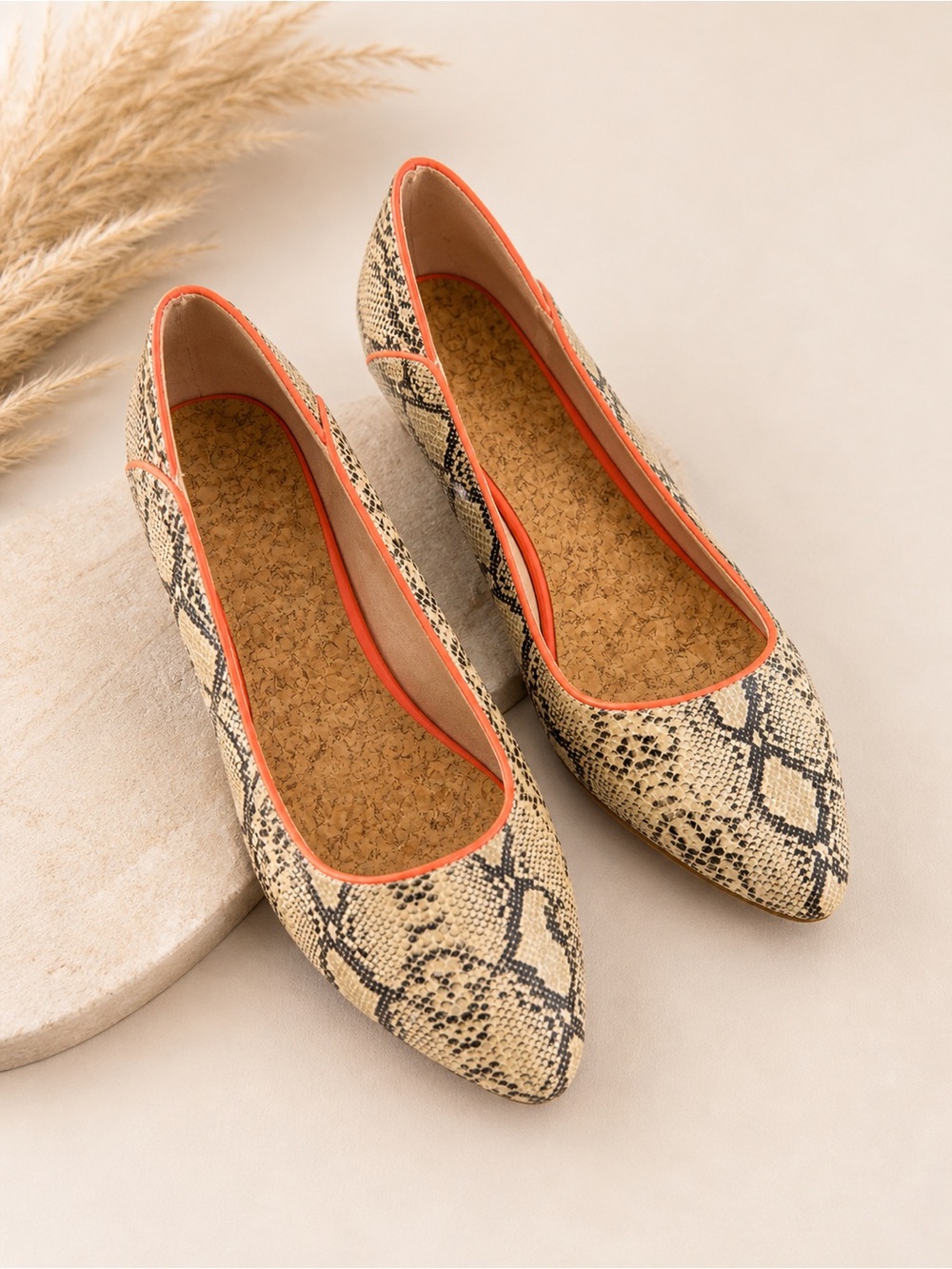 MyMark Snakeskin Print Wedge Flats Size 7 NWT Neon Orange Trim Slip On Shoes